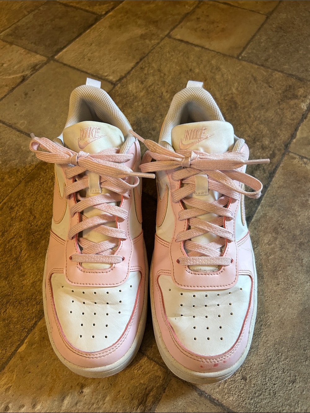 Nike Pink and White Kids Low-Top Sneakers
